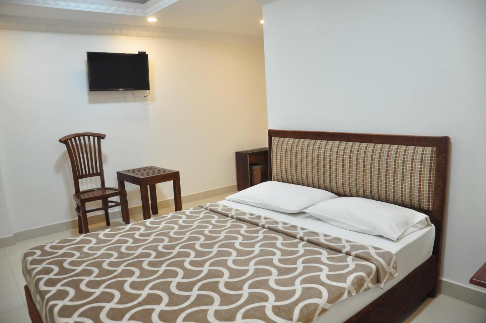 Saasha City Hotel Colombo Esterno foto